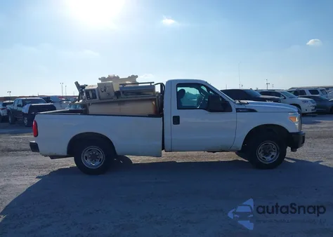 2016 Ford F-350 Xl из США, поврежденный, VIN 1FTBF3A61GEC07053